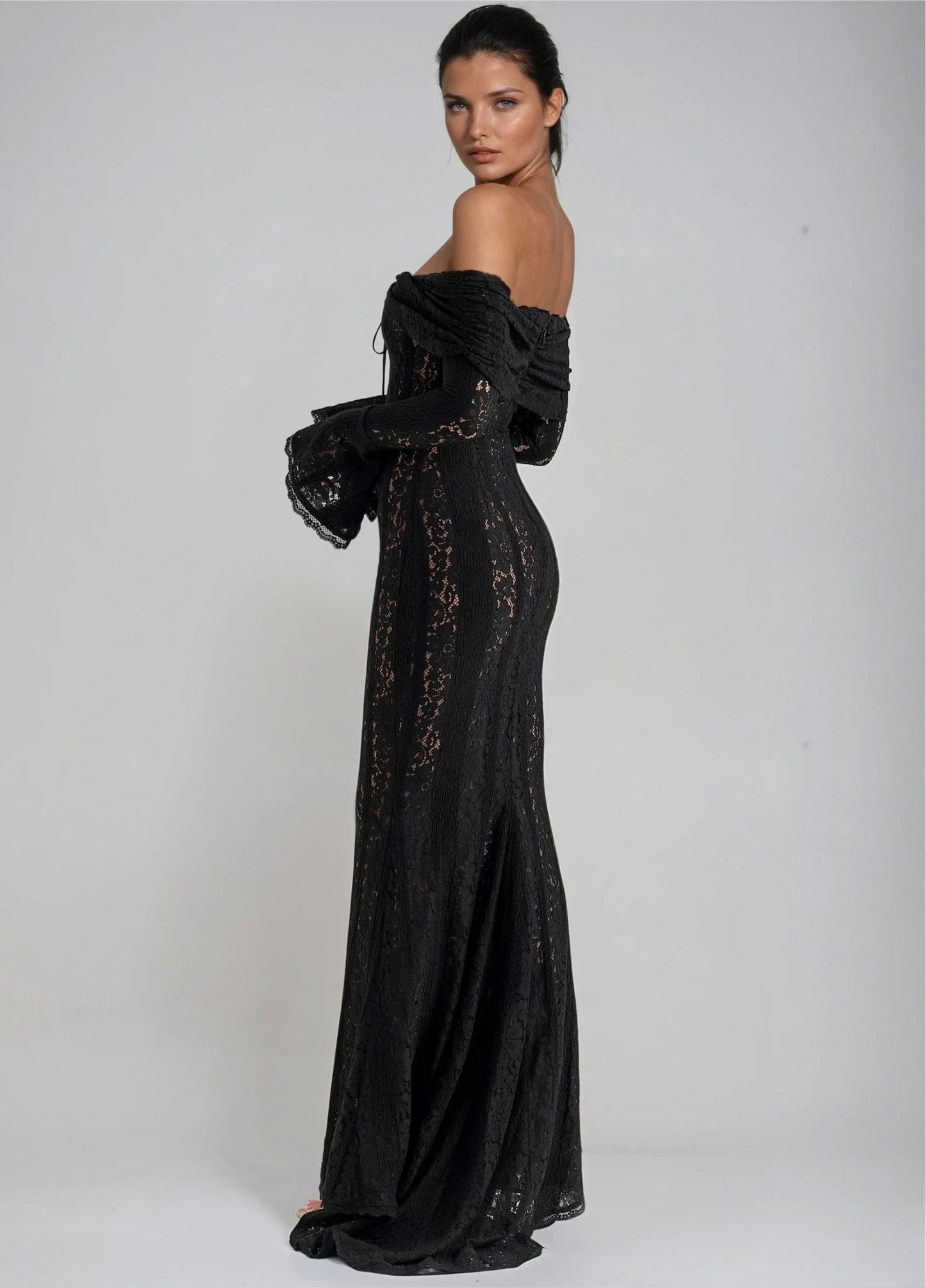 Clarisse Lace Maxi Dress - Black