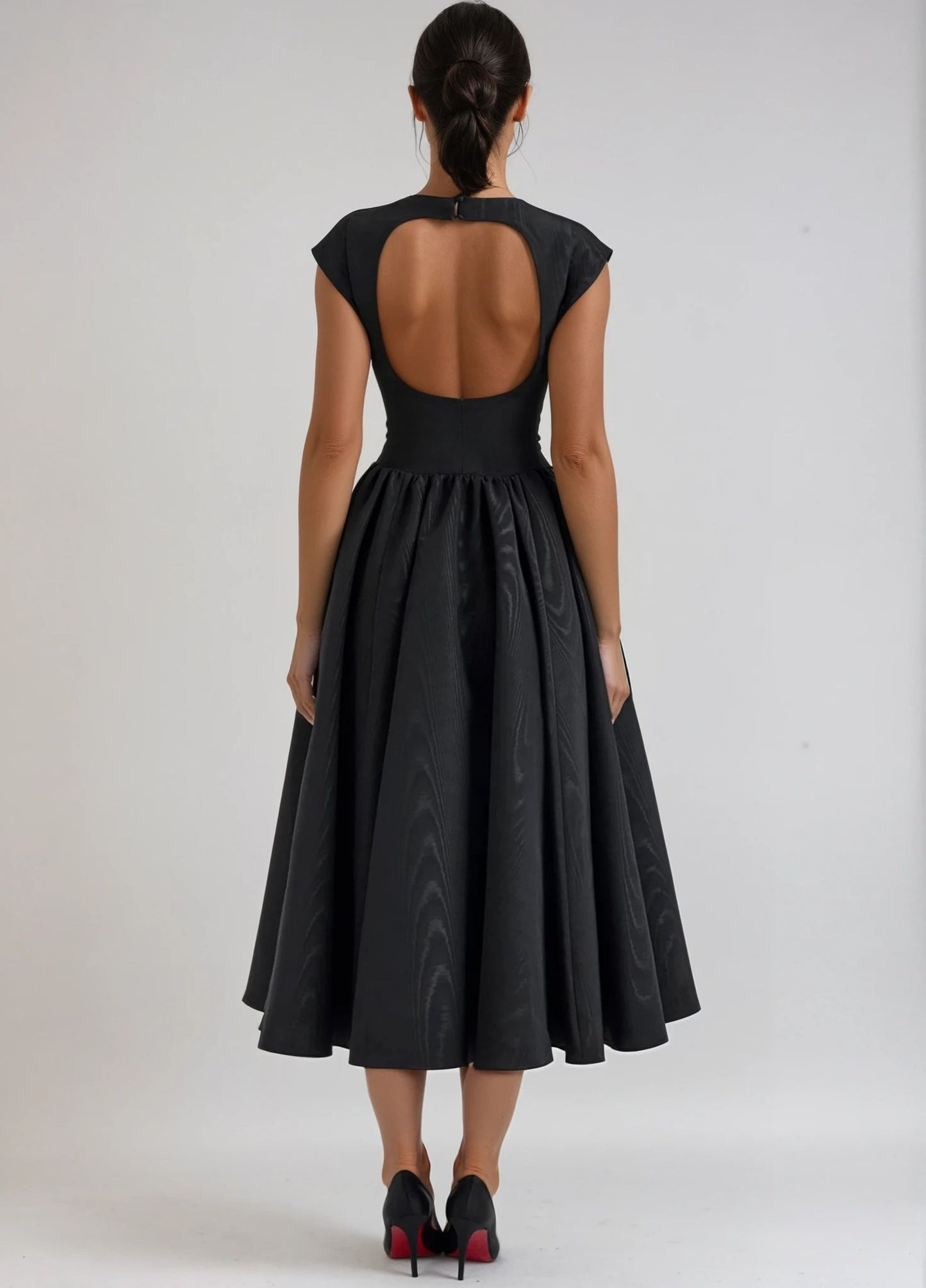 Odette Backless Midi Dress - Black