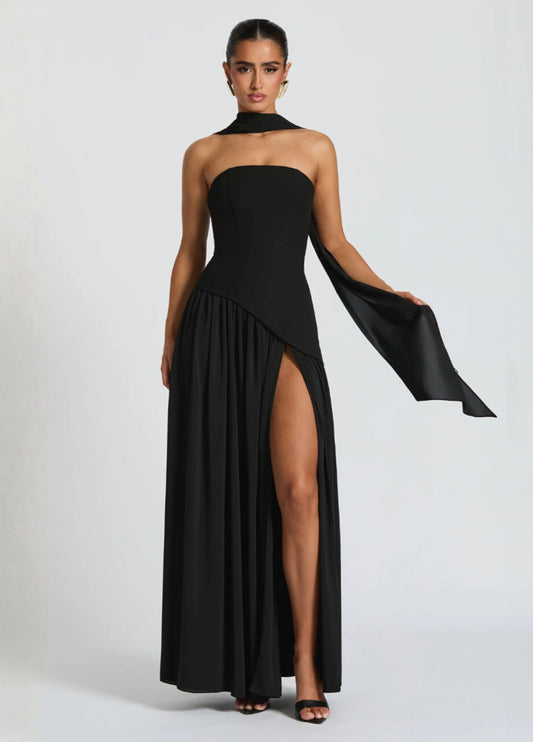 Veyra Maxi Dress - Black