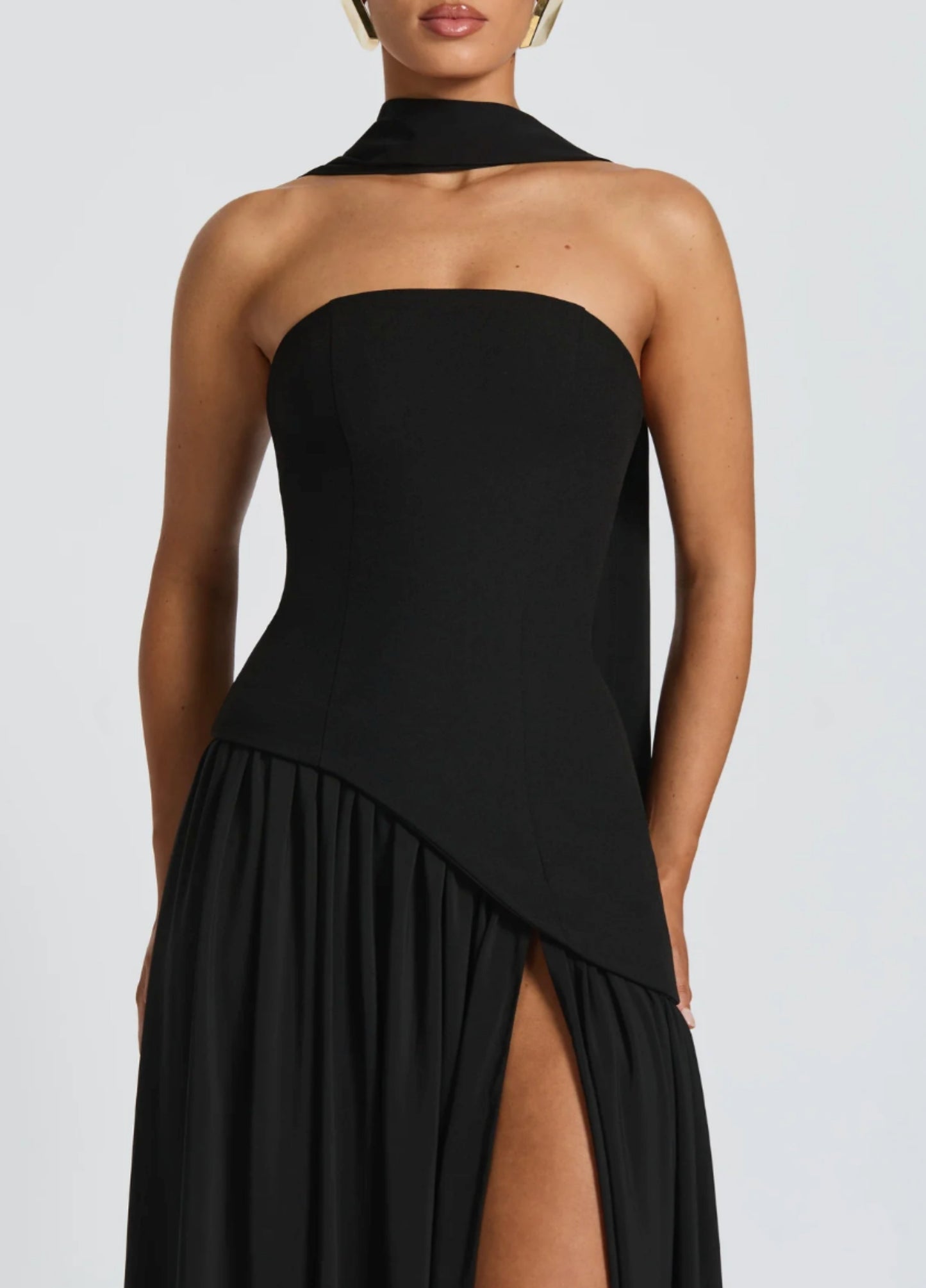 Veyra Maxi Dress - Black