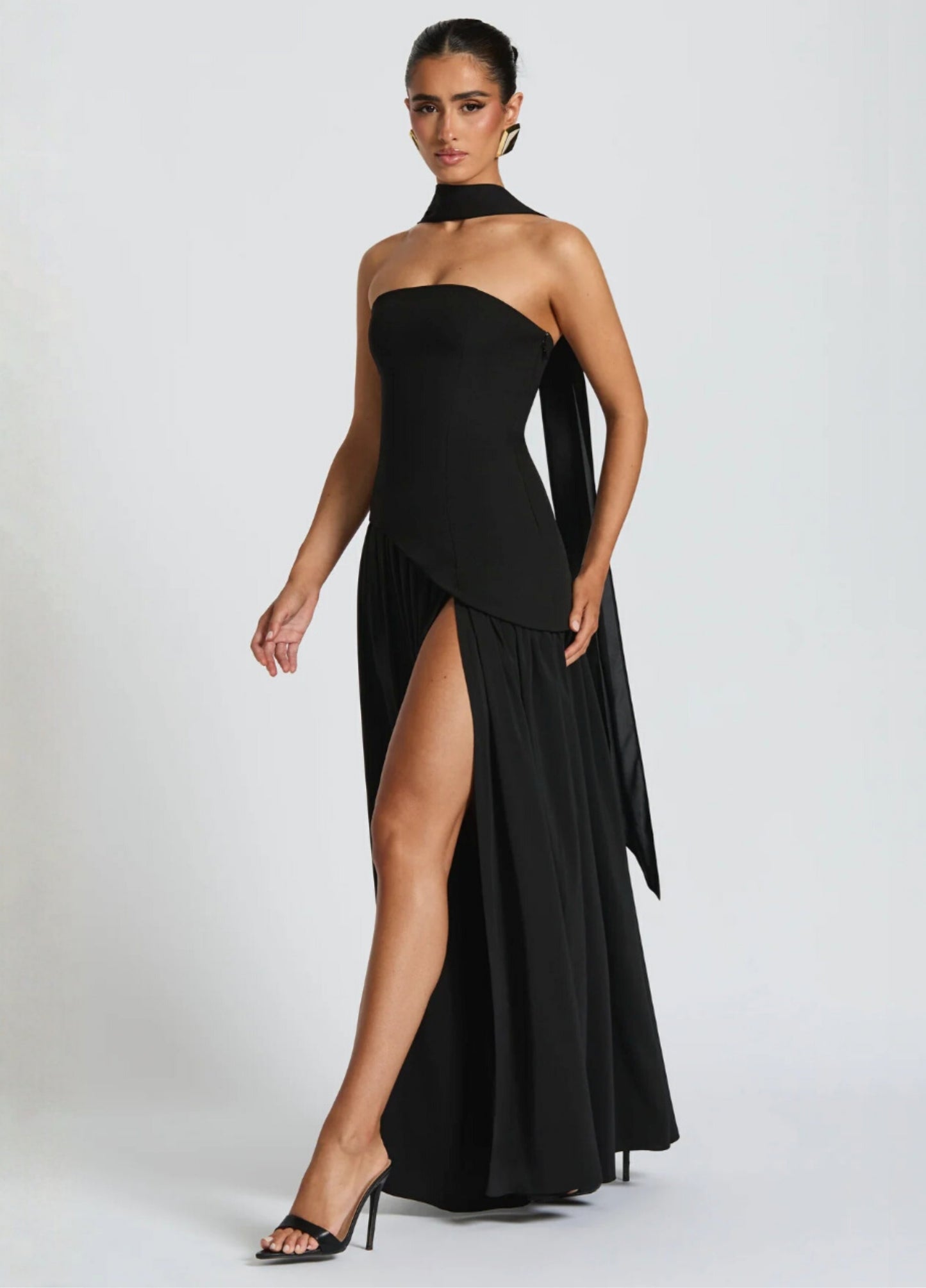 Veyra Maxi Dress - Black